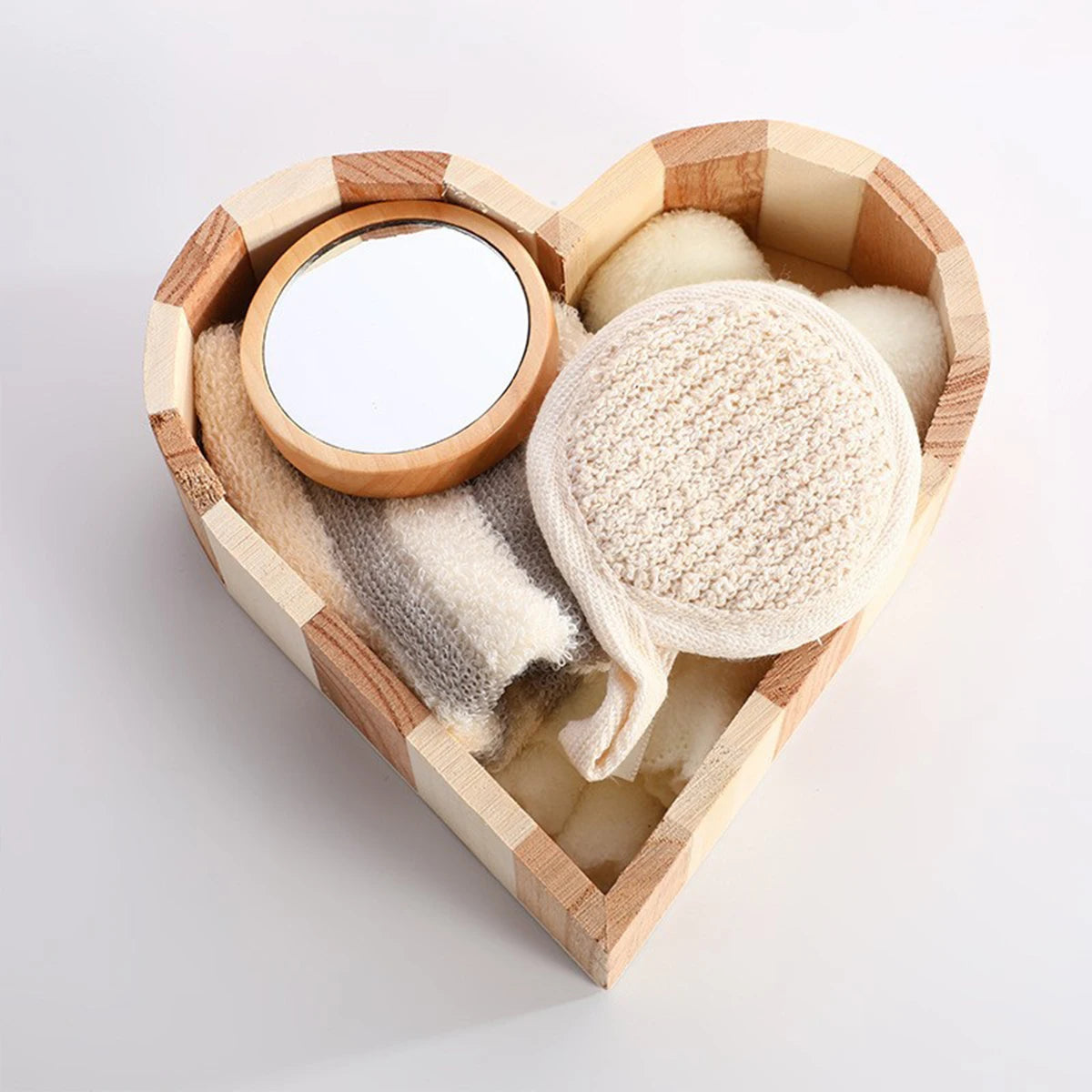 Coffret cadeau spa de douche en forme de cœur, accessoires de salle de bain de qualité spa, idéal pour les mariages, les fêtes et les occasions spéciales.
