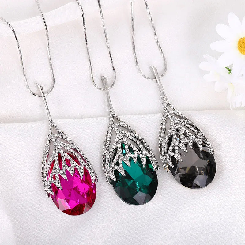 Colliers longs pour femmes, ras-de-cou en cristal gris, accessoires tendance : colliers et pendentifs.
