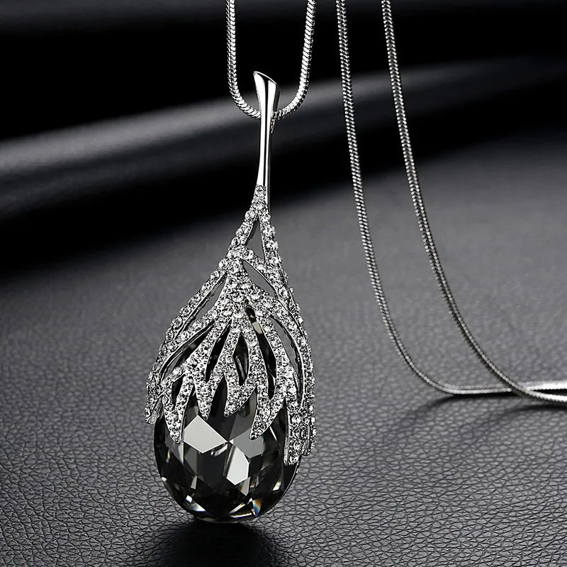 Colliers longs pour femmes, ras-de-cou en cristal gris, accessoires tendance : colliers et pendentifs.