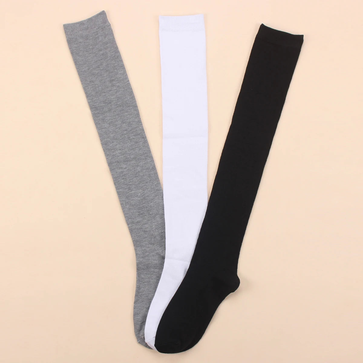 1/6 paires de bas rayés pour femmes, chaussettes hautes japonaises tendance, chaussettes fines et chaudes à rayures noires et blanches