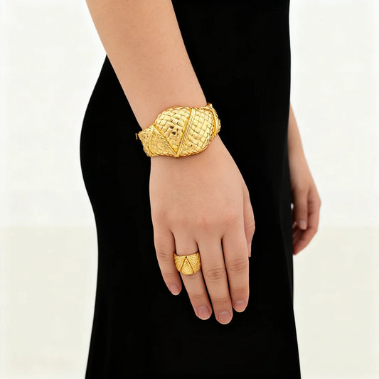 Ensemble bracelet et bague de luxe pour femme, couleur or, style Dubaï. Accessoires de bijoux.