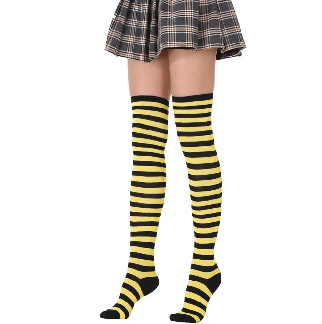 1/6 paires de bas rayés pour femmes, chaussettes hautes japonaises tendance, chaussettes fines et chaudes à rayures noires et blanches