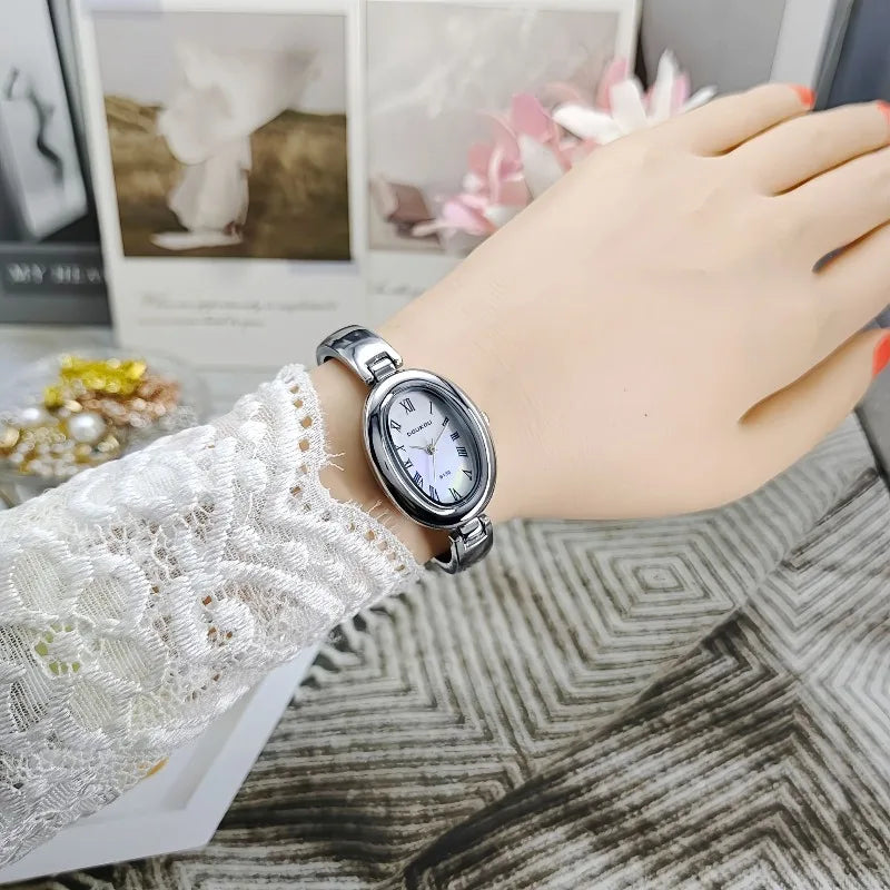 Montres de luxe pour femmes, cadran ovale, quartz, bracelet