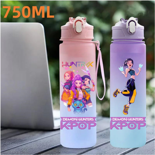 Gourde de sport KPop Demon Hunters 750 ml, étanche, avec paille colorée, portable, idéale pour le sport et les activités de plein air.