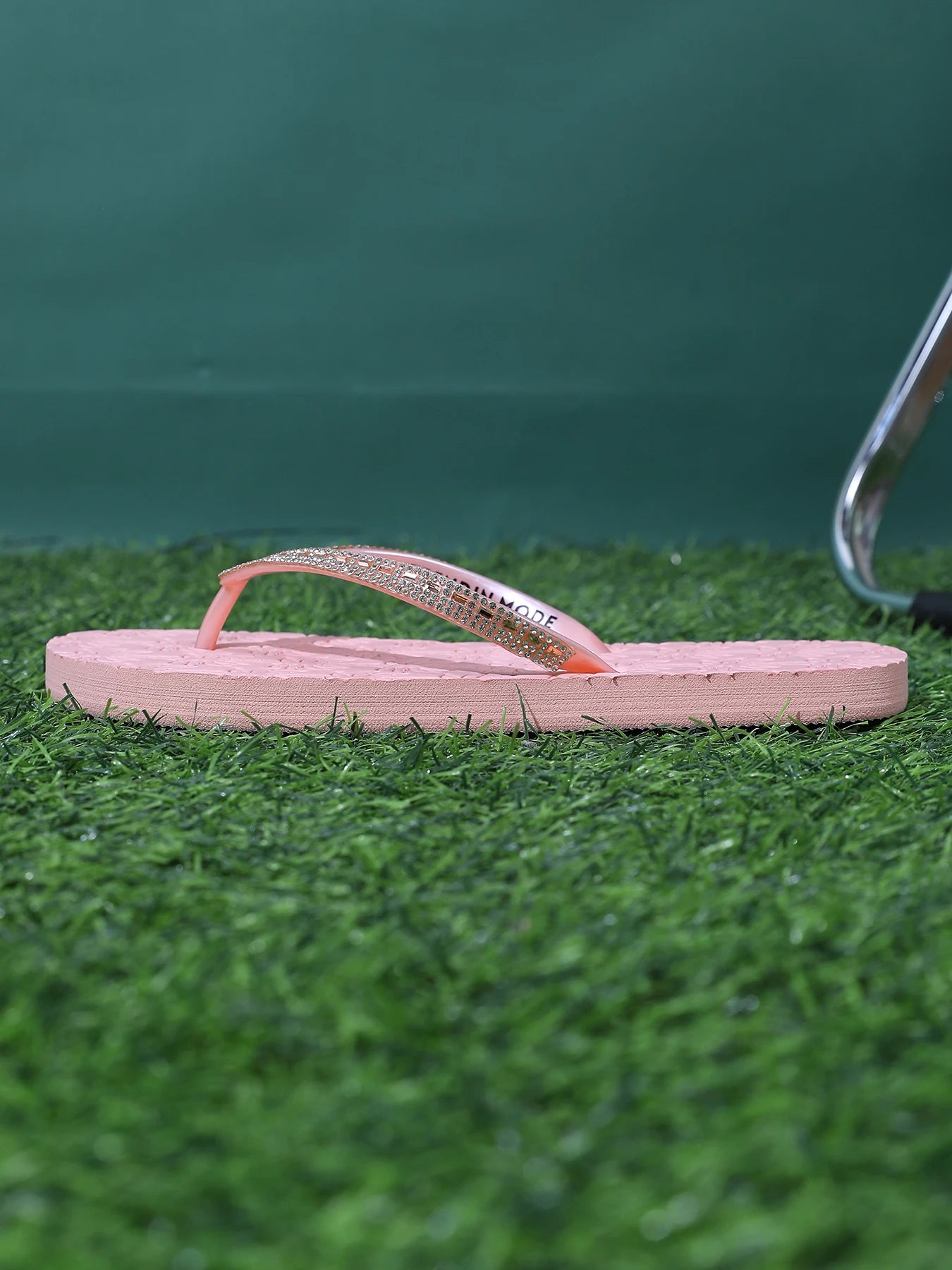 Tongs pour femmes, semelle intérieure légère et souple, sandale de plage à bride fine