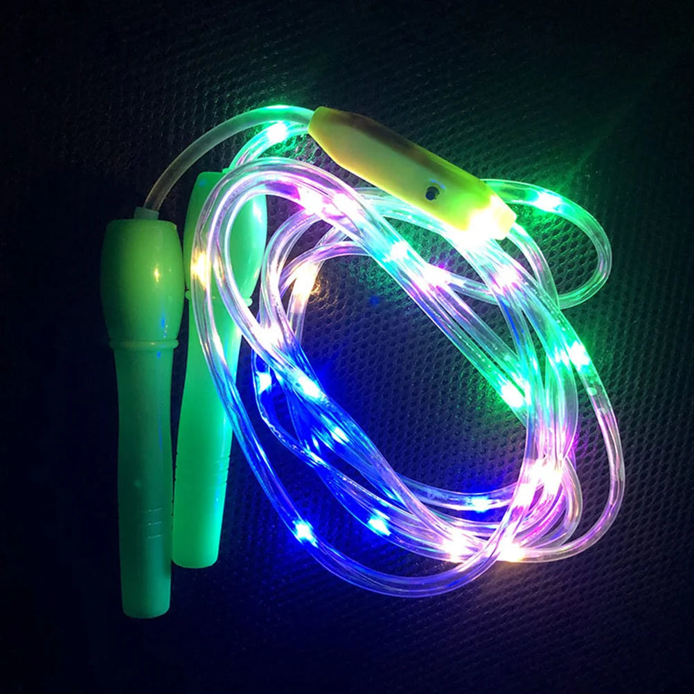 Lot de 2 cordes à sauter lumineuses LED phosphorescentes pour enfants, jeu rapide et fluide, couleur aléatoire