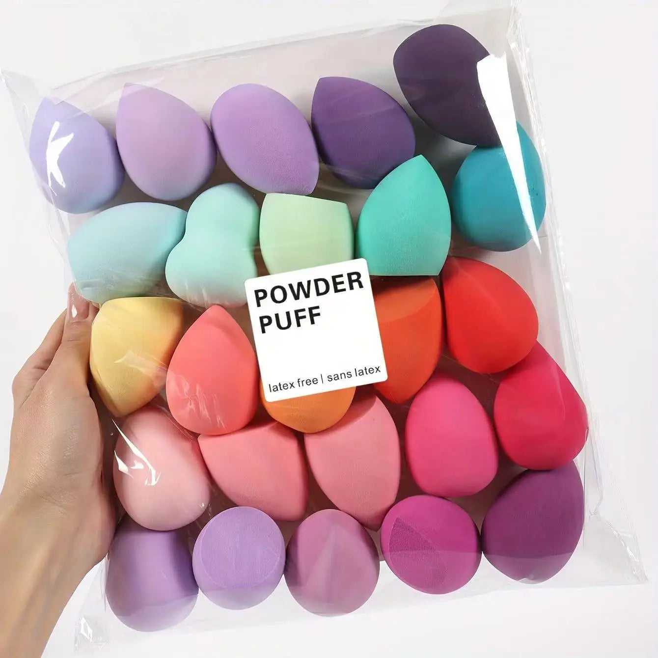 Ensemble de 7 ou 18 éponges à maquillage, adaptées à l'application de crèmes BB et de poudres liquides. Éponge à maquillage double usage (sec ou humide).