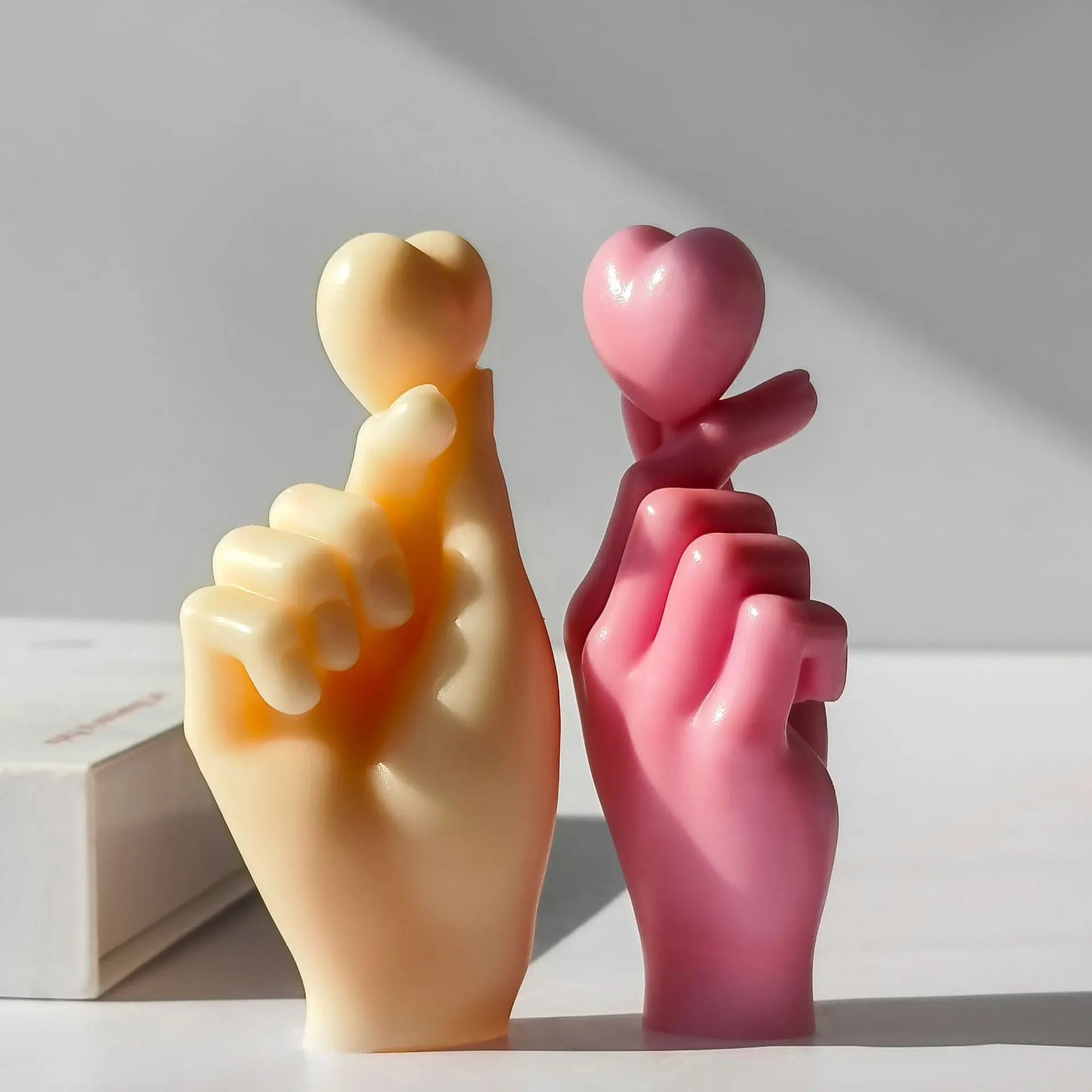 Moule en silicone pour bougie parfumée artisanale en forme de cœur avec les doigts, idéal pour la Saint-Valentin. Moule en plâtre et résine pour la fabrication de savons et de bougies. Fournitures pour la fabrication de bougies et de savons.
