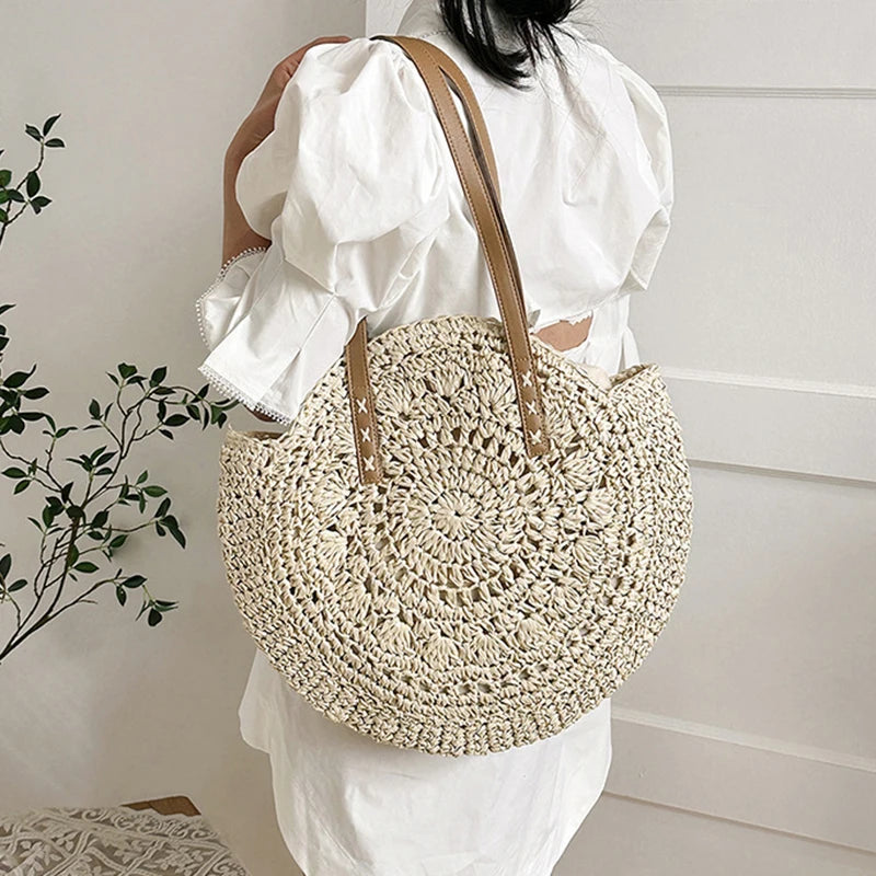 Sac cabas rond d'été en paille tressée pour femme, grande capacité, ajouré, style simple.