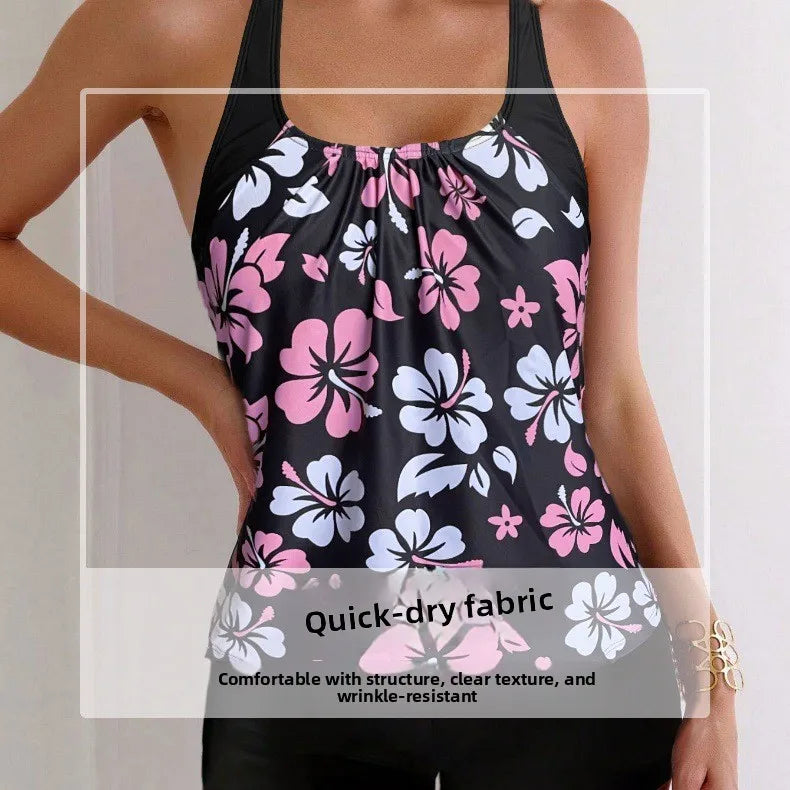 Maillot de bain deux pièces pour femme: culotte taille haute à imprimé floral, en polyester, idéal pour la natation et les sports nautiques. Design sobre.