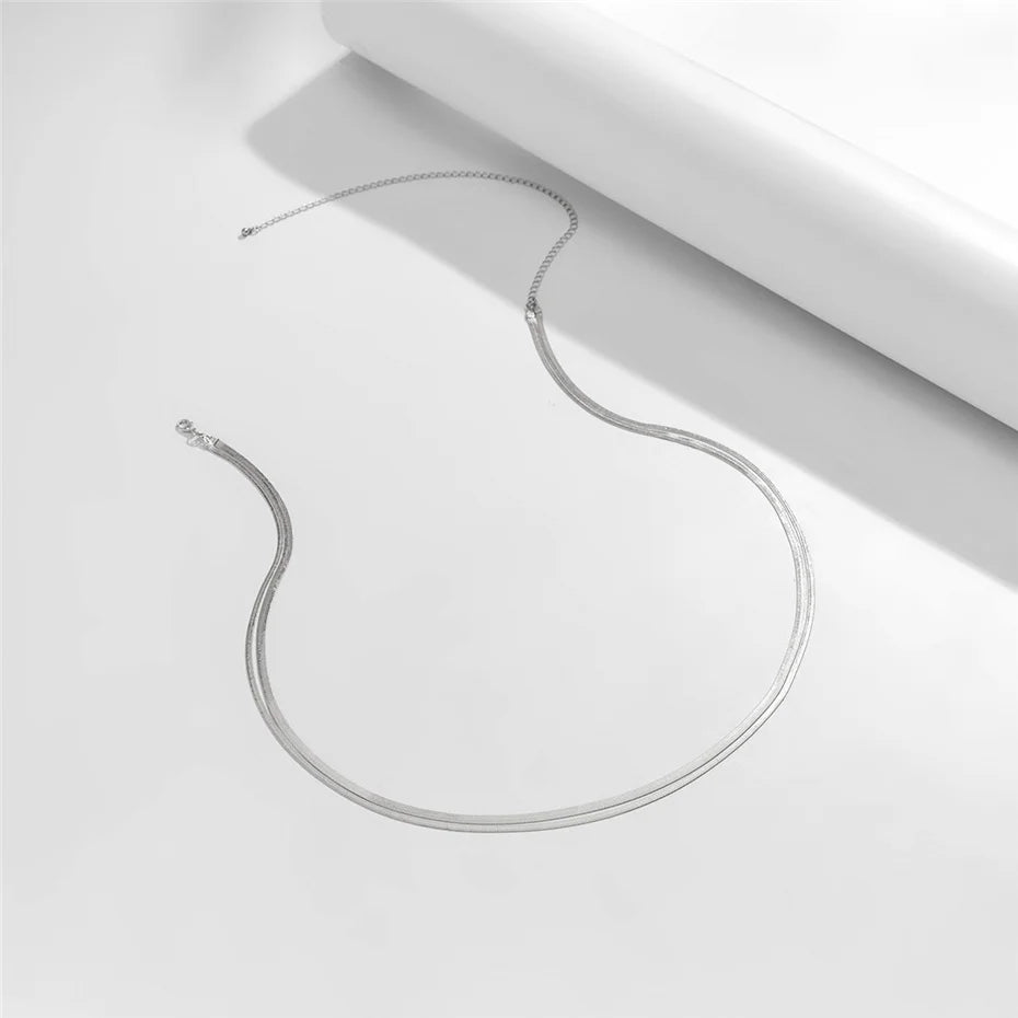 Ingemark Ceinture de ventre plate sexy à chaîne serpent pour femmes, idéale pour la plage, les bikinis d'été et les festivals. Bijou de corps simple et accessoire de mode.